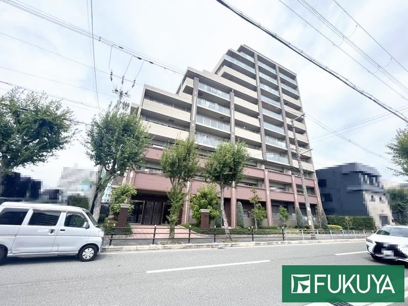3LDK apartment in Suminoe Ward, Osaka - Photo 1