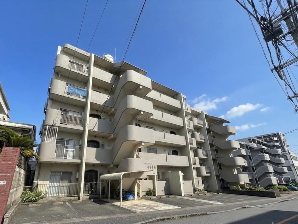 3LDK apartment in Kokurakita Ward, Kitakyushu, Fukuoka - Photo 1