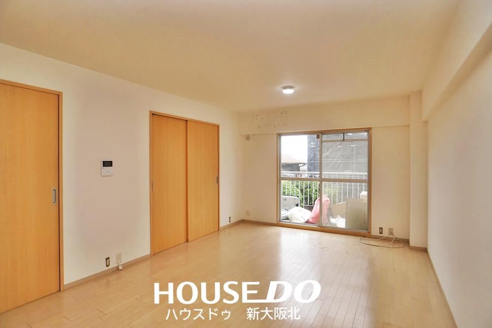 3LDK apartment in Toyonaka, Osaka - Photo 1