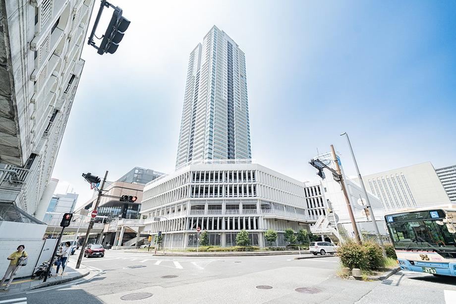 3LDK apartment in Toyonaka, Osaka - Photo 1
