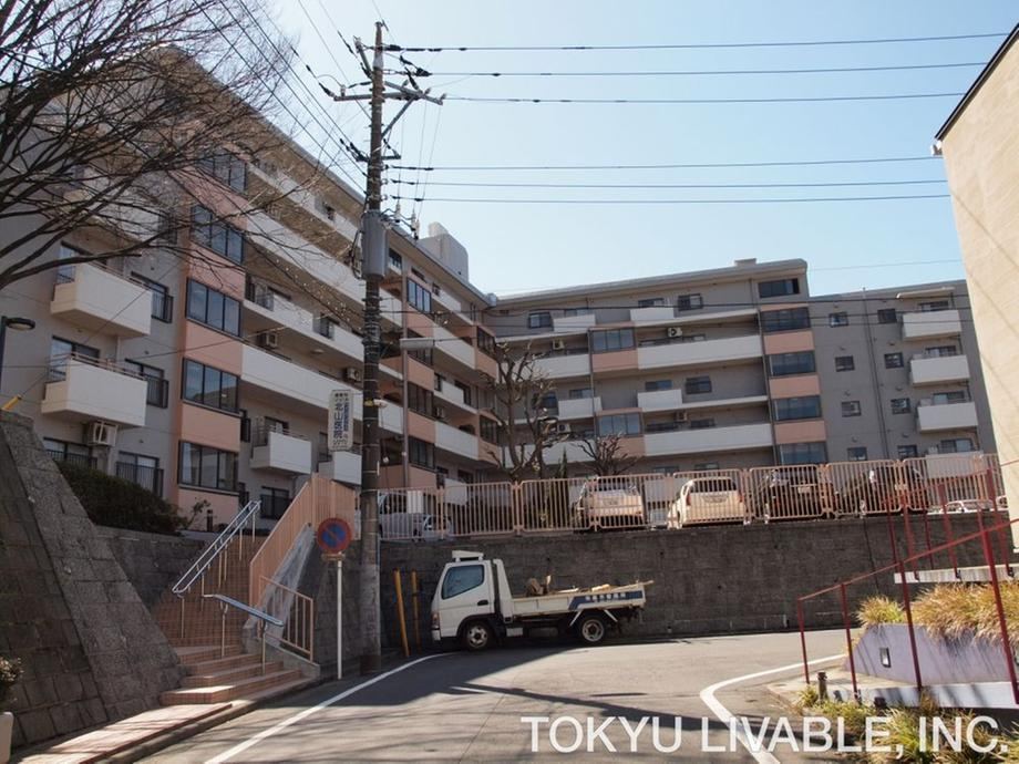 4LDK apartment in Aoba Ward, Yokohama, Kanagawa - Photo 1