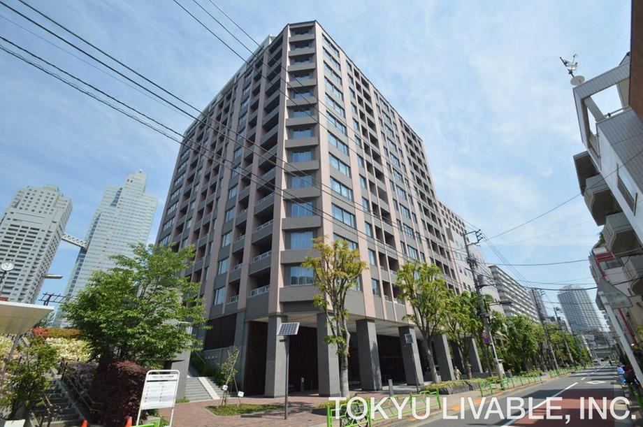 2LDK apartment in Chuo Ward, Tokyo - Photo 1