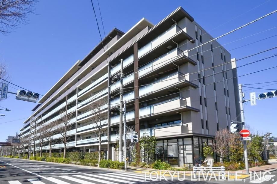 2LDK apartment in Suginami Ward, Tokyo - Photo 1