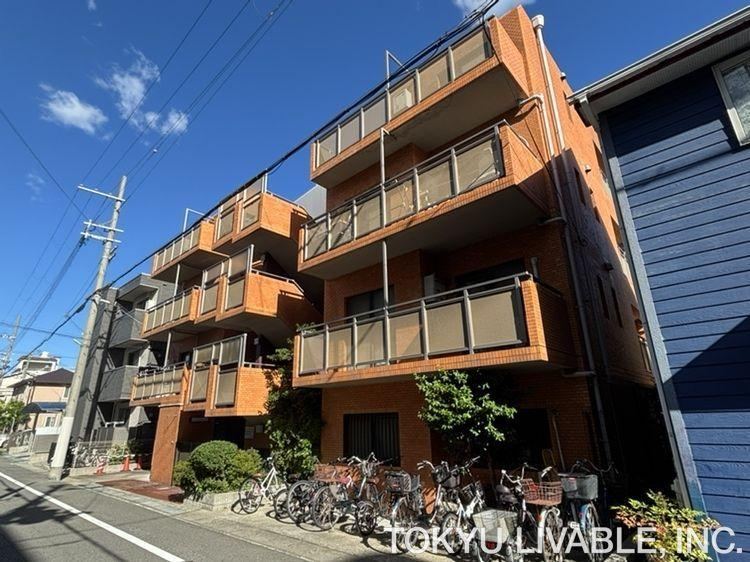 3DK apartment in Higashinada Ward, Kobe, Hyogo - Photo 1