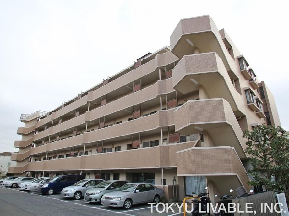 3LDK apartment in Funabashi, Chiba - Photo 1