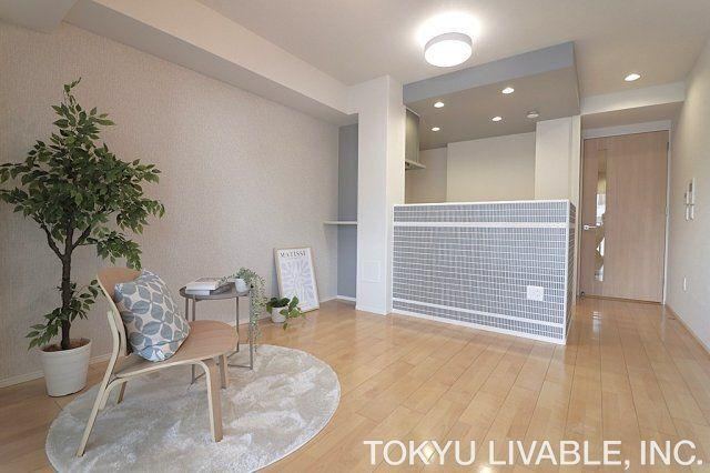 2LDK apartment in Kita Ward, Osaka - Photo 1