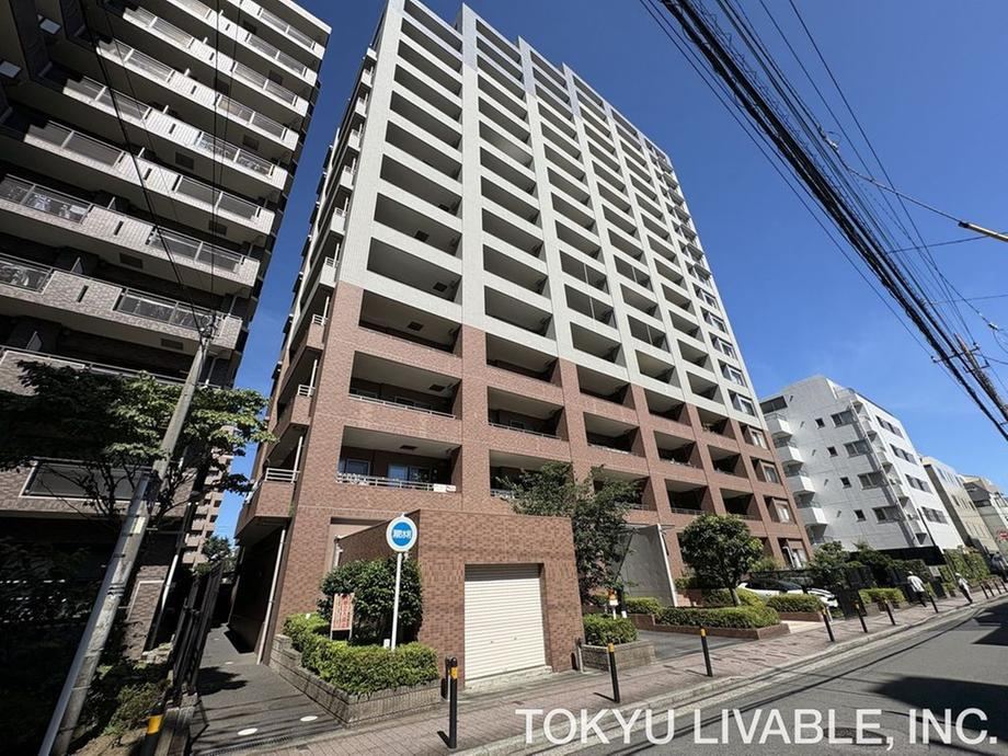 3LDK apartment in Machida, Tokyo - Photo 1
