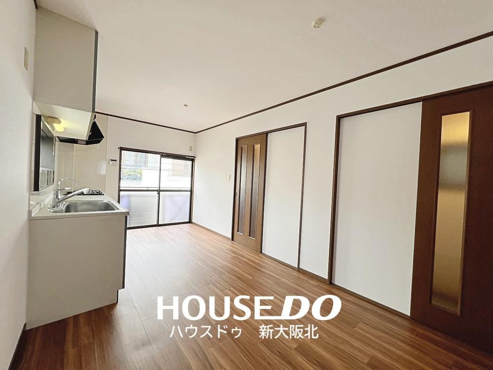 4DK house in Yodogawa Ward, Osaka - Photo 1