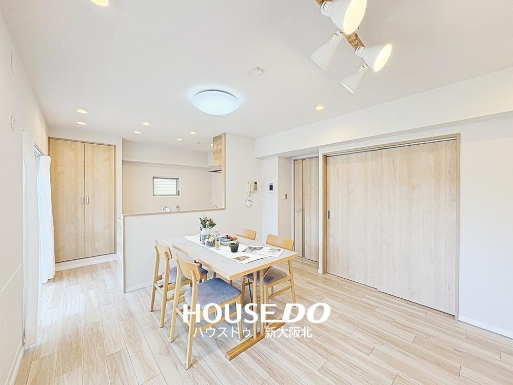 3LDK apartment in Toyonaka, Osaka - Photo 1