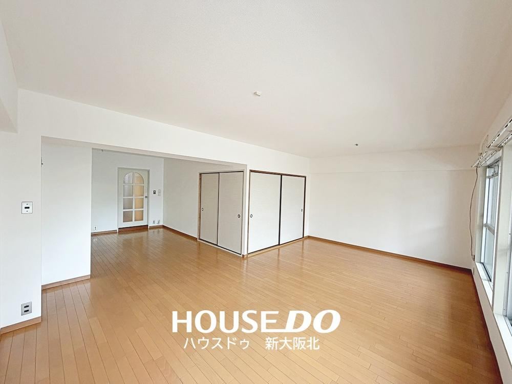 2LDK apartment in Nishiyodogawa Ward, Osaka - Photo 1