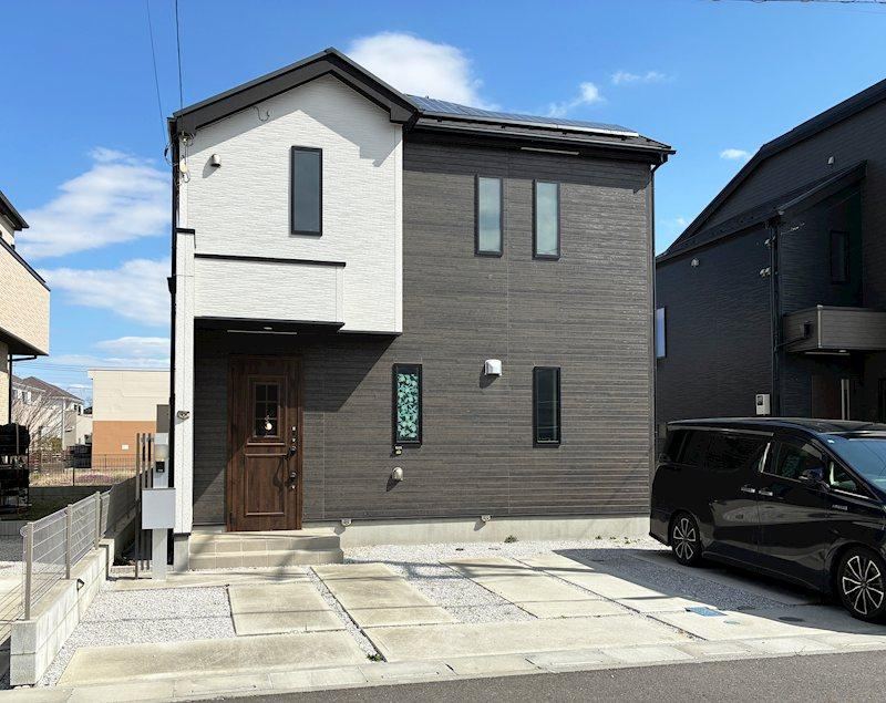 5LDK house in Kawajima, Hiki District, Saitama - Photo 1