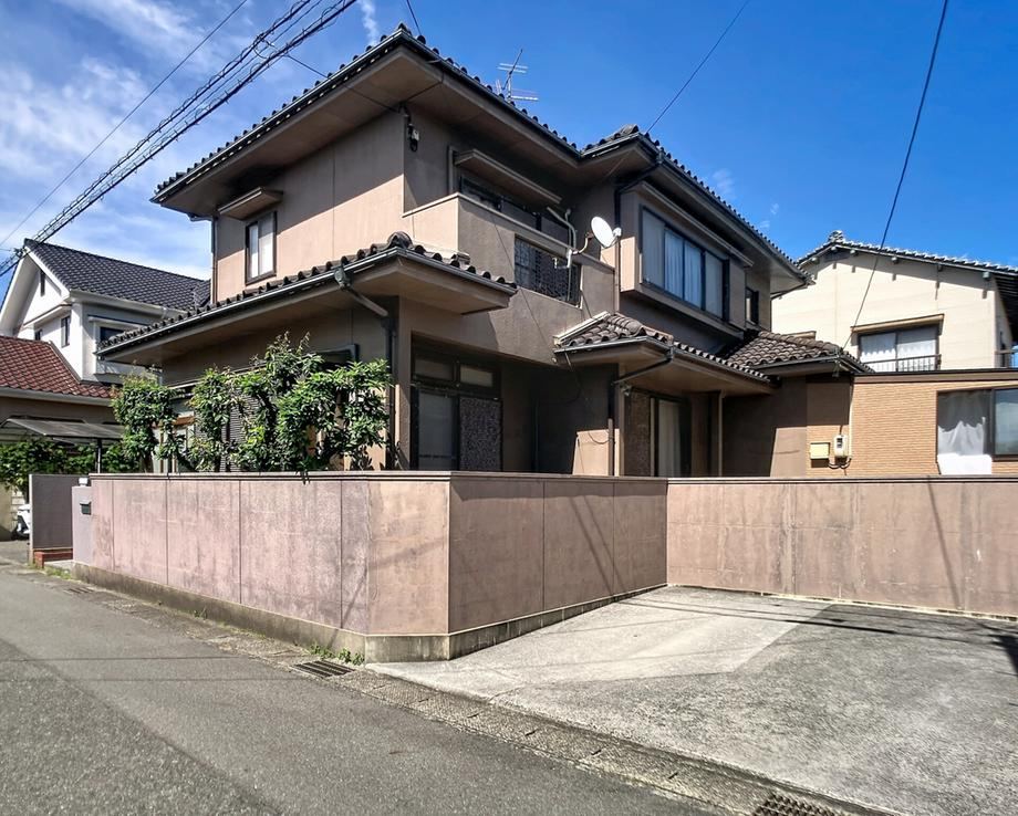6LDK house in Shimonoseki, Yamaguchi - Photo 1