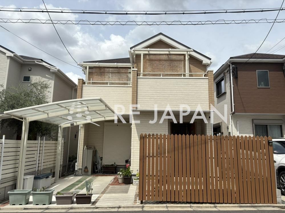 4LDK house in Higashiosaka, Osaka - Photo 1
