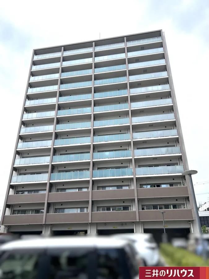 2LDK+S apartment in Kita Ward, Okayama - Photo 1