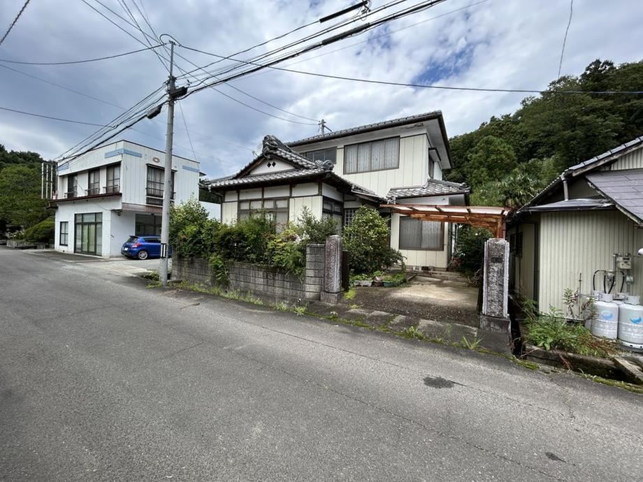 4LDK house in Kakuda, Miyagi - Photo 1