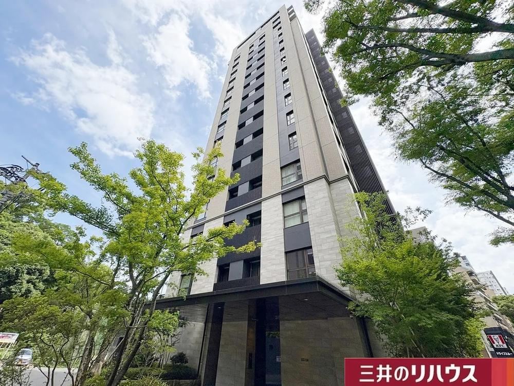 2LDK apartment in Chuo Ward, Fukuoka - Photo 1