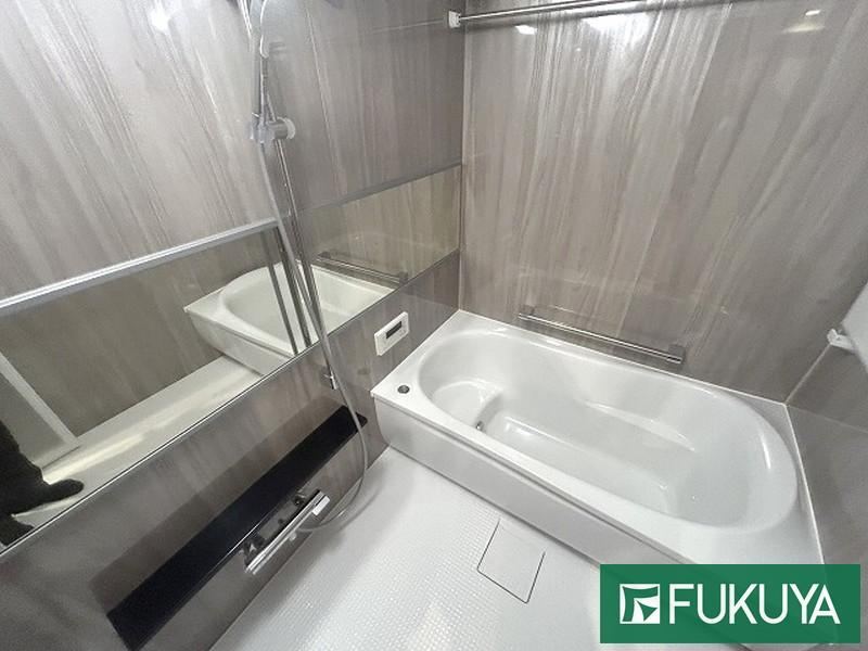 4LDK apartment in Tarumi Ward, Kobe, Hyogo - Photo 1