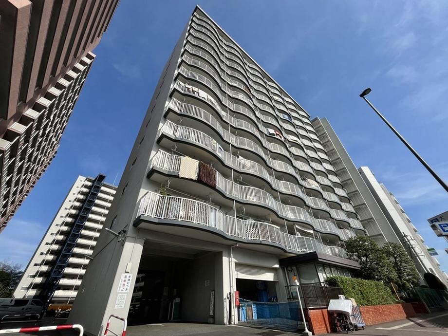 2LDK apartment in Ota Ward, Tokyo - Photo 1