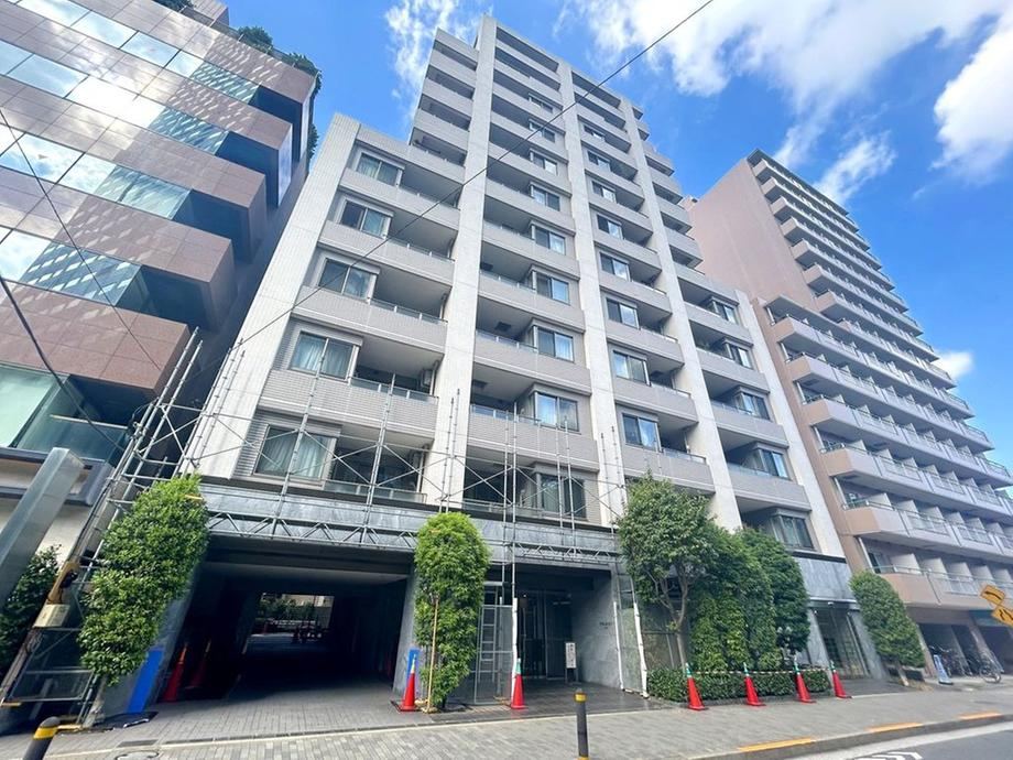 2LDK apartment in Chuo Ward, Tokyo - Photo 1