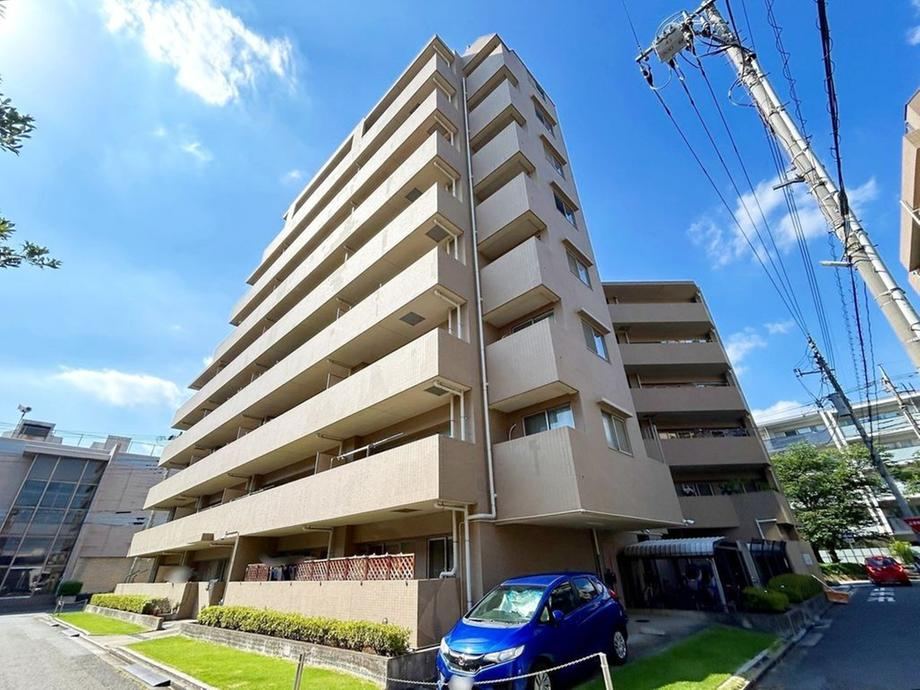 3LDK apartment in Warabi, Saitama - Photo 1