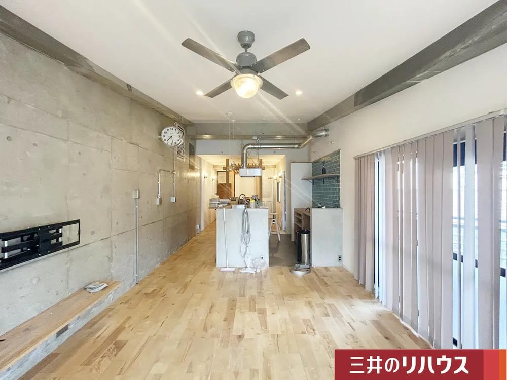 1LDK apartment in Suita, Osaka - Photo 1