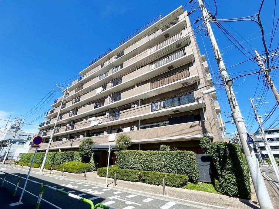 3LDK apartment in Kita Ward, Tokyo - Photo 1