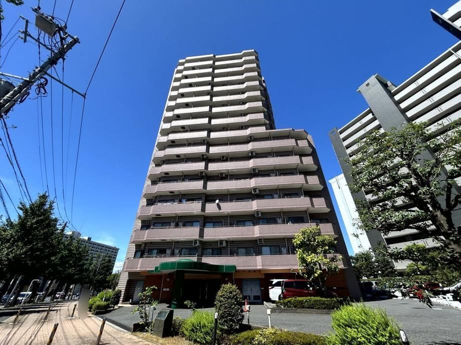 3LDK apartment in Saiwai Ward, Kawasaki, Kanagawa - Photo 1