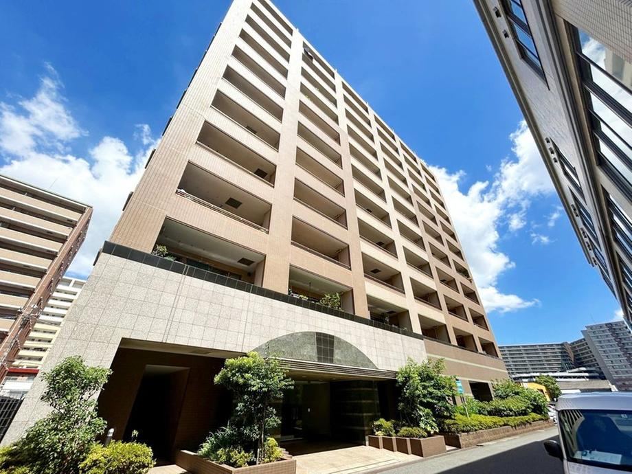 2LDK apartment in Chuo Ward, Chiba - Photo 1
