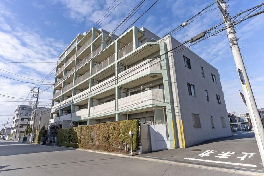 3LDK apartment in Funabashi, Chiba - Photo 1