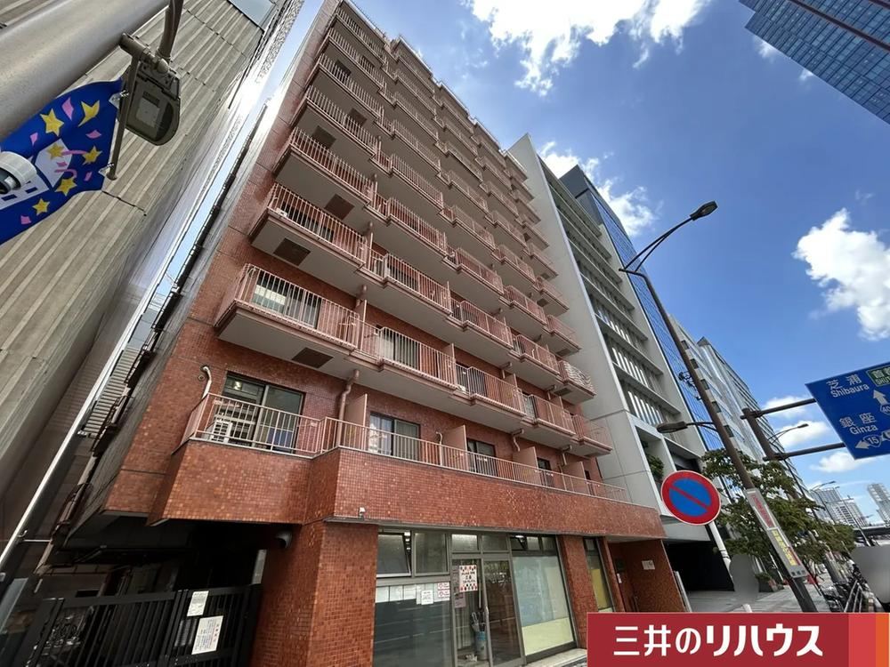 1LDK+S apartment in Minato Ward, Tokyo - Photo 1