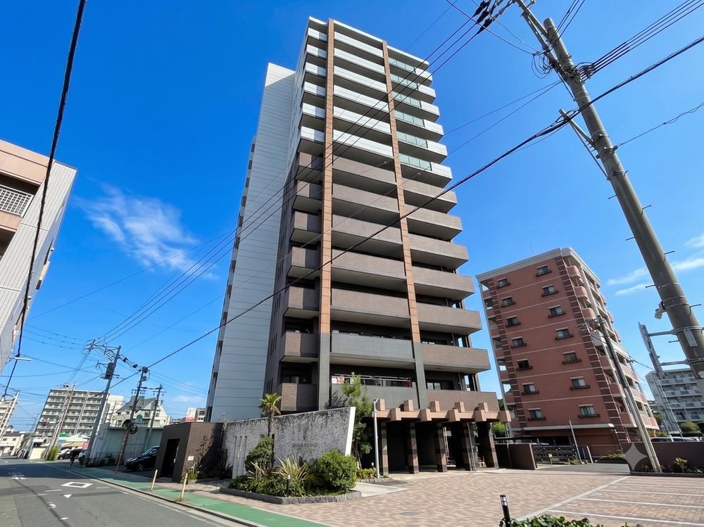 3LDK apartment in Yahatanishi Ward, Kitakyushu, Fukuoka - Photo 1