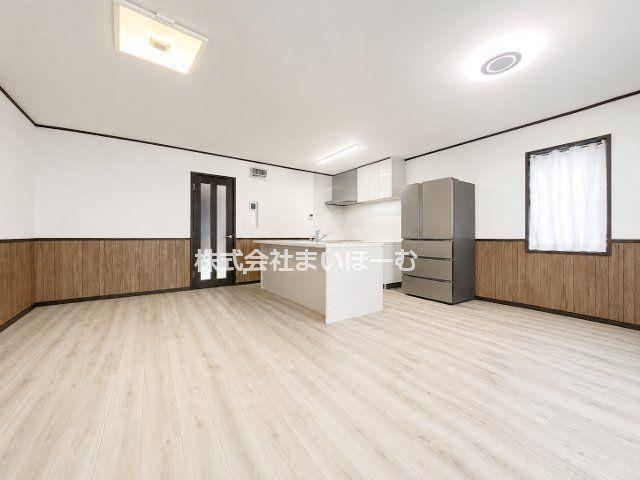 5LDK house in Kasukabe, Saitama - Photo 1