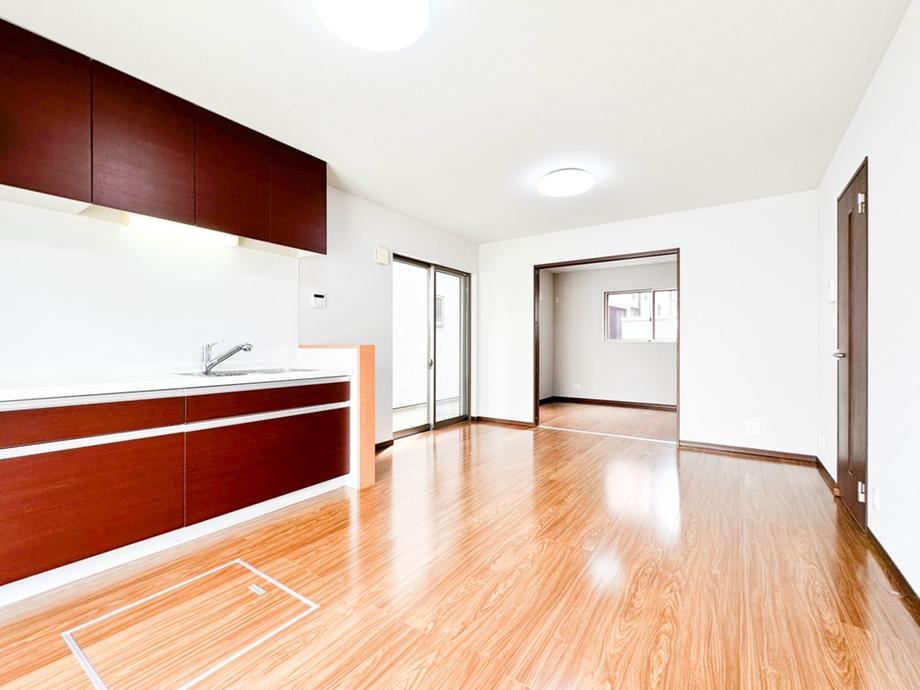 4LDK house in Soka, Saitama - Photo 1