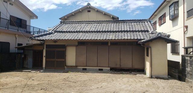 6DK house in Kaizuka, Osaka - Photo 1