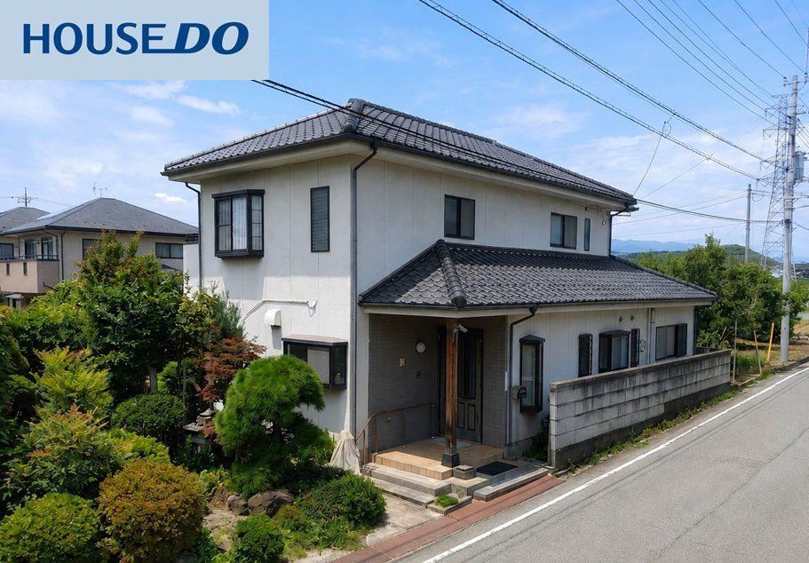7LDK house in Kofu, Yamanashi - Photo 1