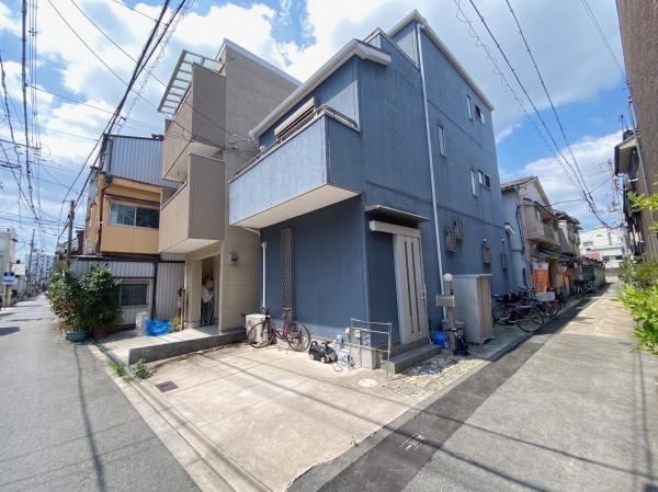 4LDK house in Nishinari Ward, Osaka - Photo 1