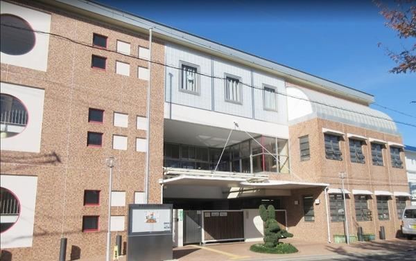4LDK house in Nishi Ward, Sakai, Osaka - Photo 1