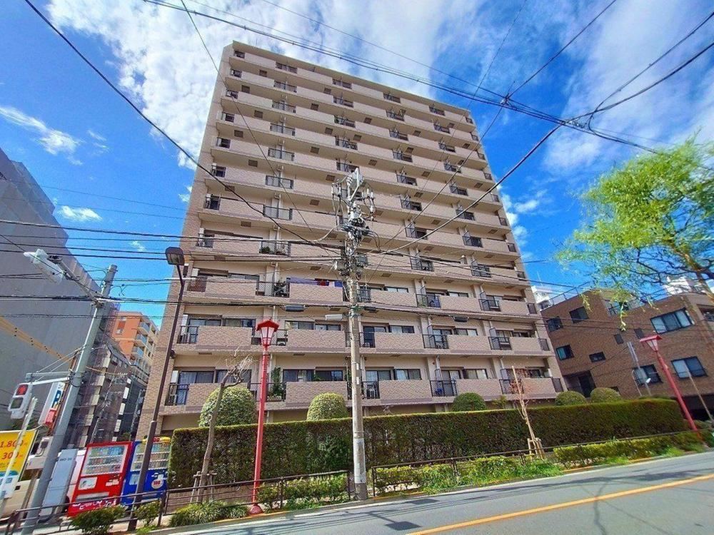 2LDK apartment in Taito Ward, Tokyo - Photo 1