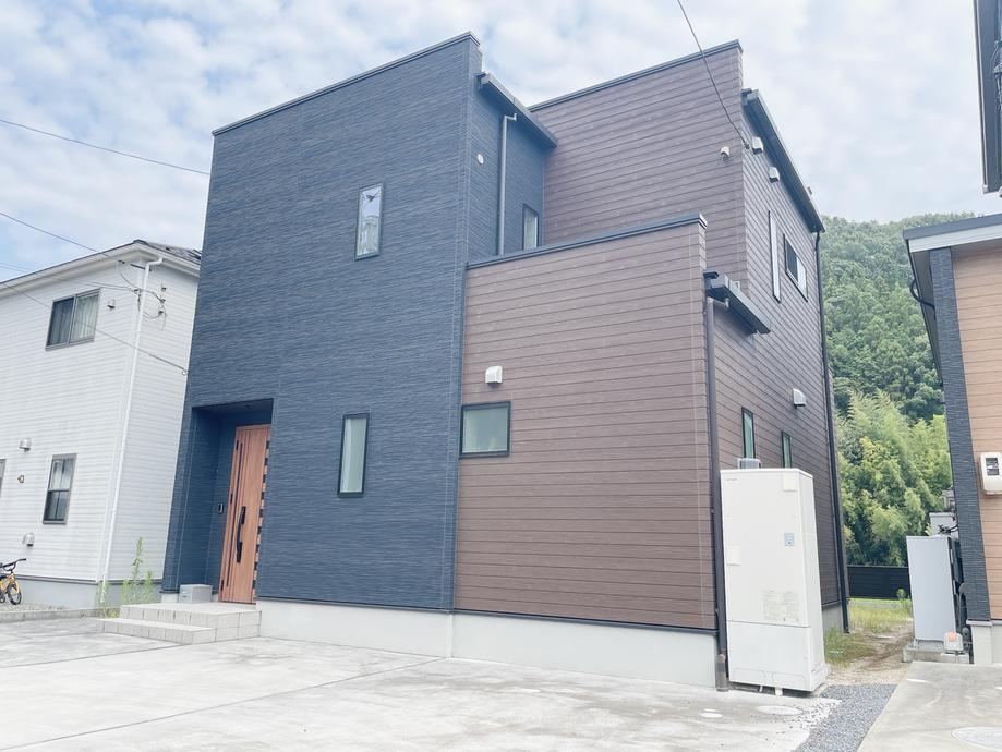3LDK house in Onomichi, Hiroshima - Photo 1