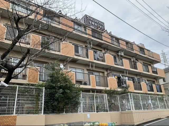 3DK apartment in Tama, Tokyo - Photo 1