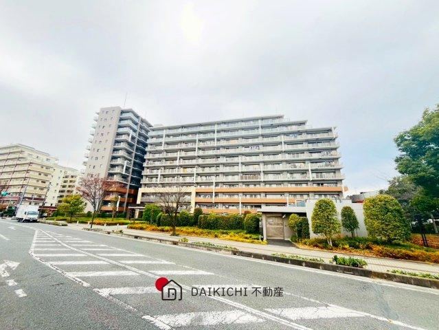3LDK apartment in Kuki, Saitama - Photo 1