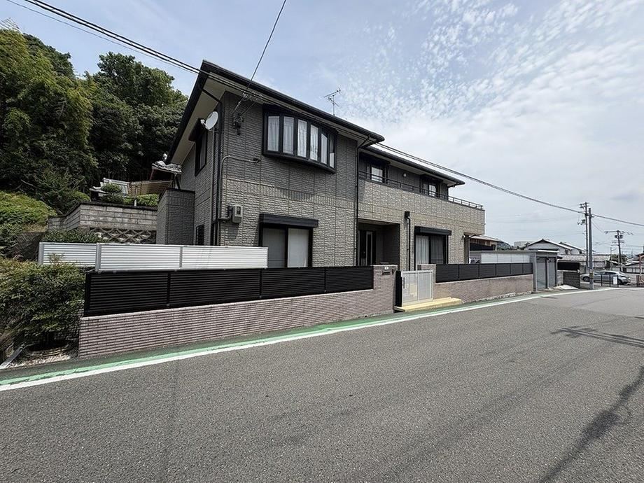 5LDK+3S house in Osakasayama, Osaka - Photo 1