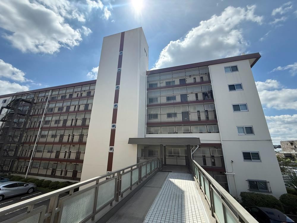 3LDK apartment in Aoba Ward, Yokohama, Kanagawa - Photo 1