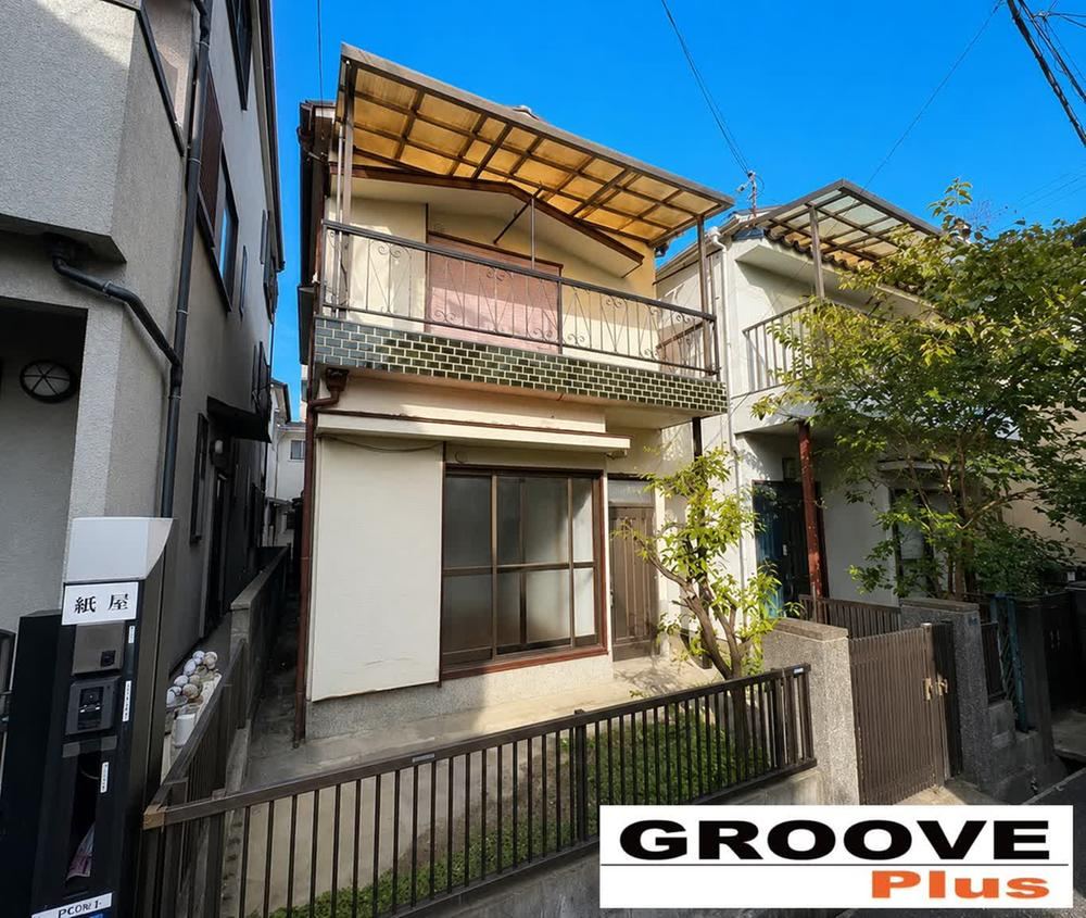 3DK house in Tarumi Ward, Kobe, Hyogo - Photo 1
