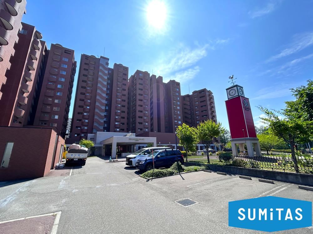 4LDK apartment in Kita Ward, Sapporo, Hokkaido - Photo 1