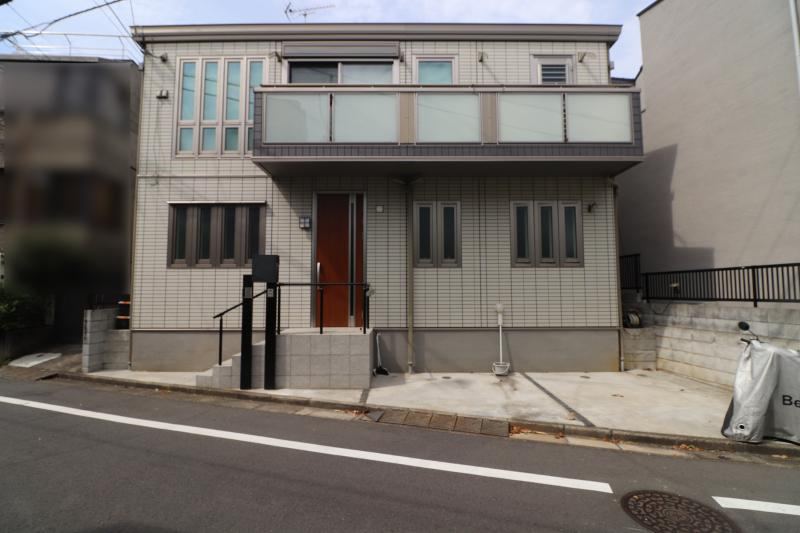 2LDK+S house in Nakano Ward, Tokyo - Photo 1