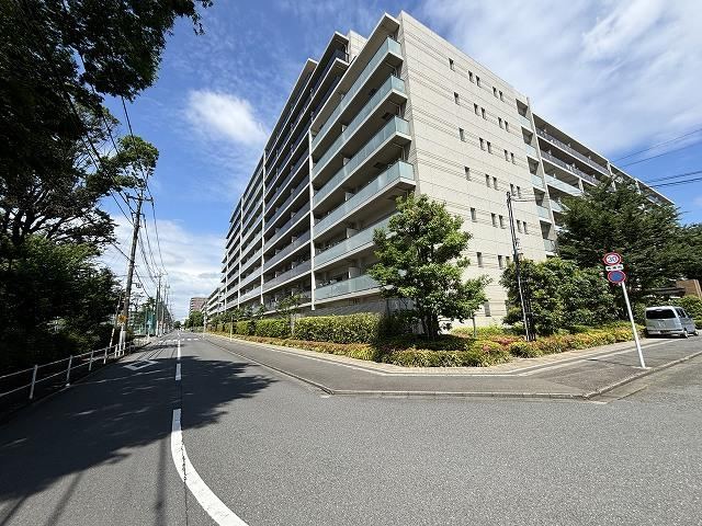 3LDK apartment in Higashimurayama, Tokyo - Photo 1