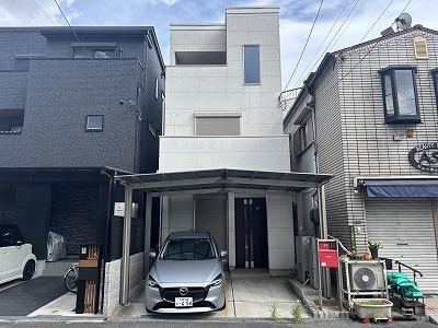 4LDK house in Higashiyodogawa Ward, Osaka - Photo 1