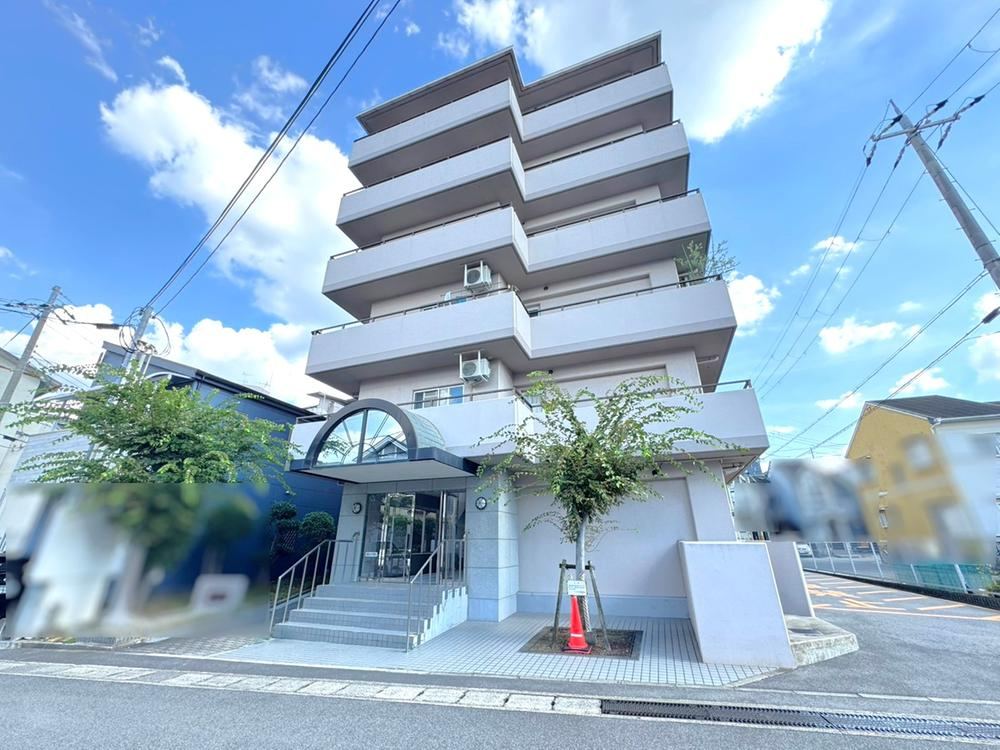 3LDK apartment in Uji, Kyoto - Photo 1