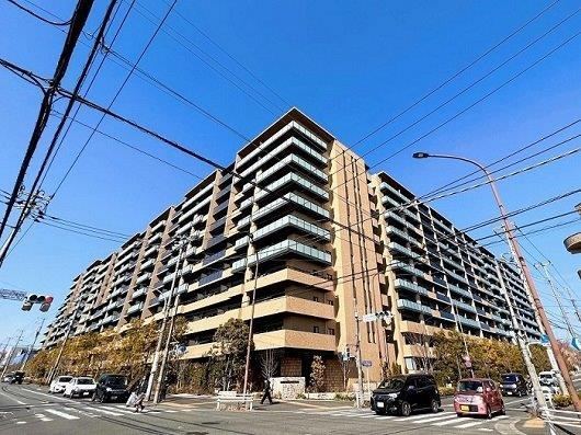 3LDK apartment in Machida, Tokyo - Photo 1